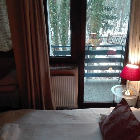 Villa Le Matin Konstancin-Jeziorna Exteriör bild