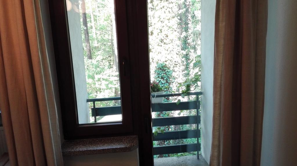Villa Le Matin Konstancin-Jeziorna Exteriör bild