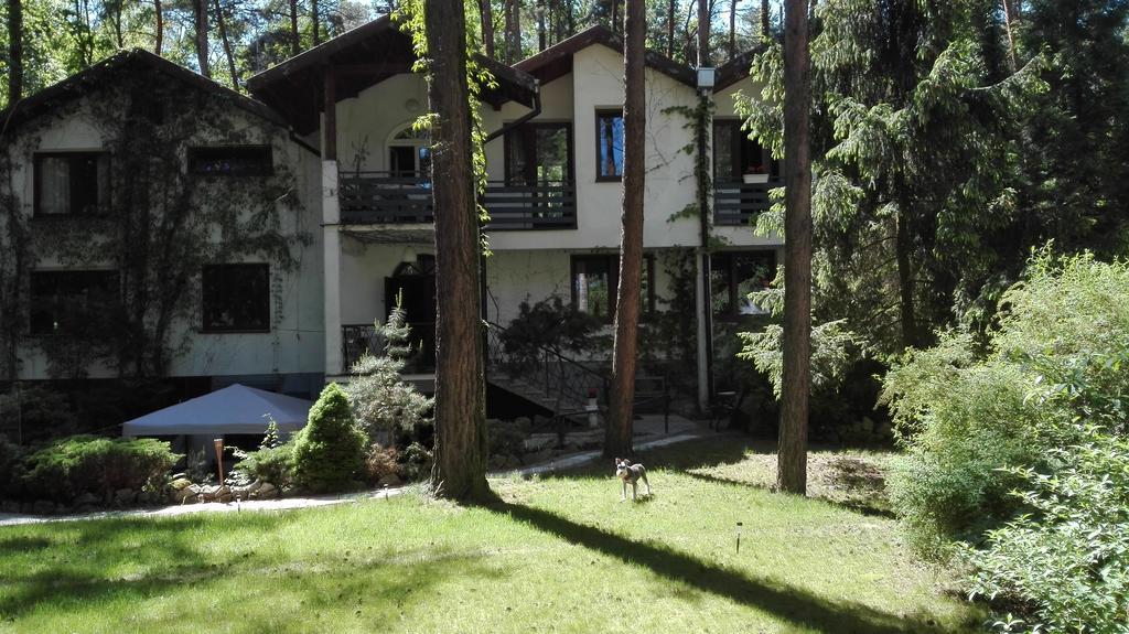 Villa Le Matin Konstancin-Jeziorna Exteriör bild
