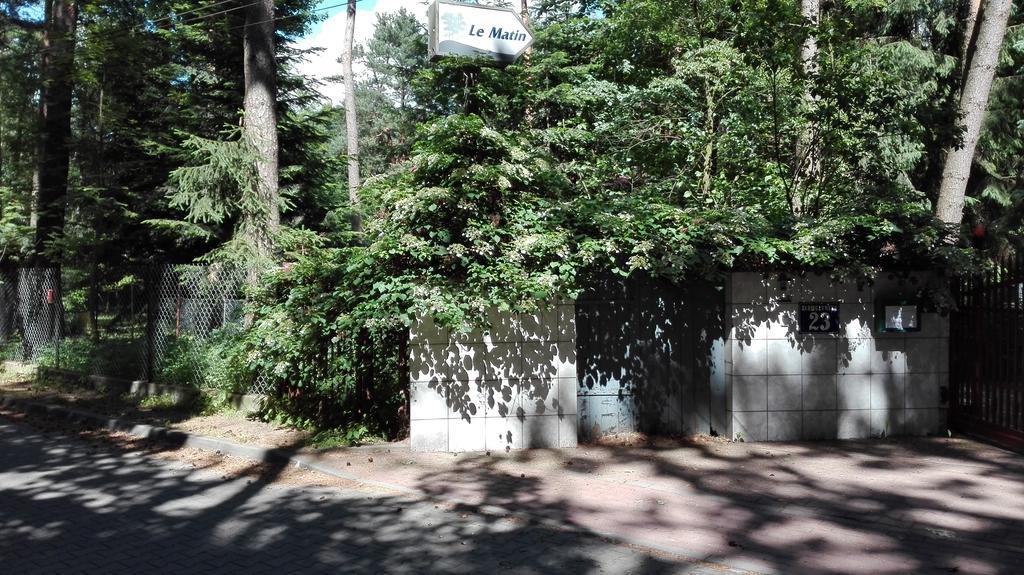 Villa Le Matin Konstancin-Jeziorna Exteriör bild