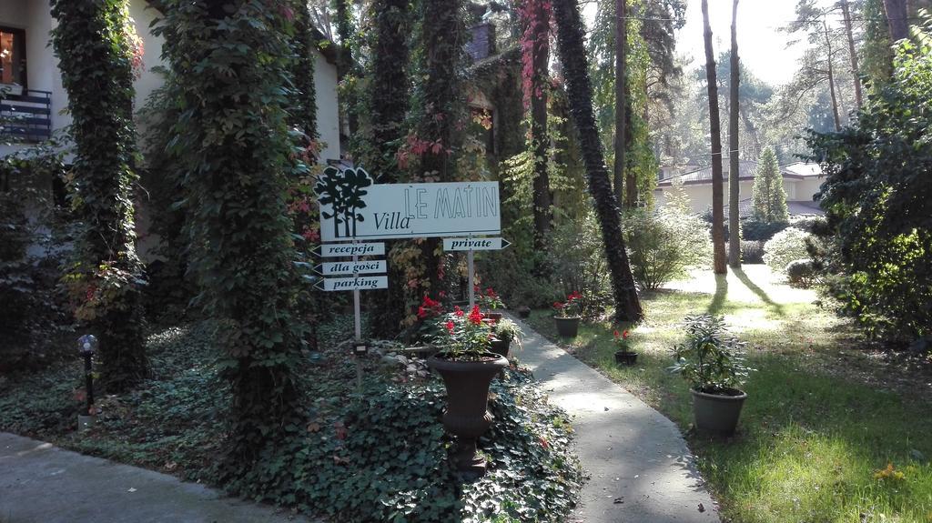 Villa Le Matin Konstancin-Jeziorna Exteriör bild