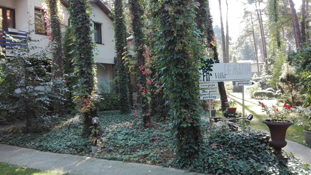 Villa Le Matin Konstancin-Jeziorna Exteriör bild